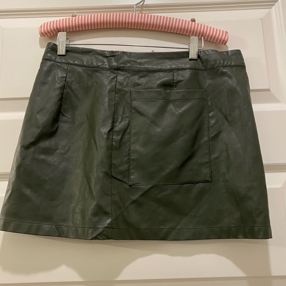 Military Green Leather Skirt - Picture 1 of 2